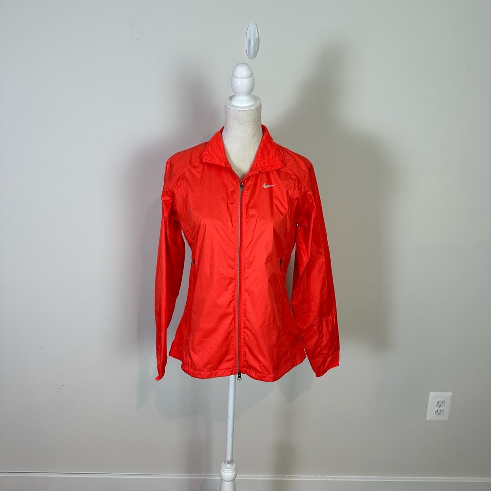 Nike Women Storm Fit Running Jacket Size Medium Outdoors